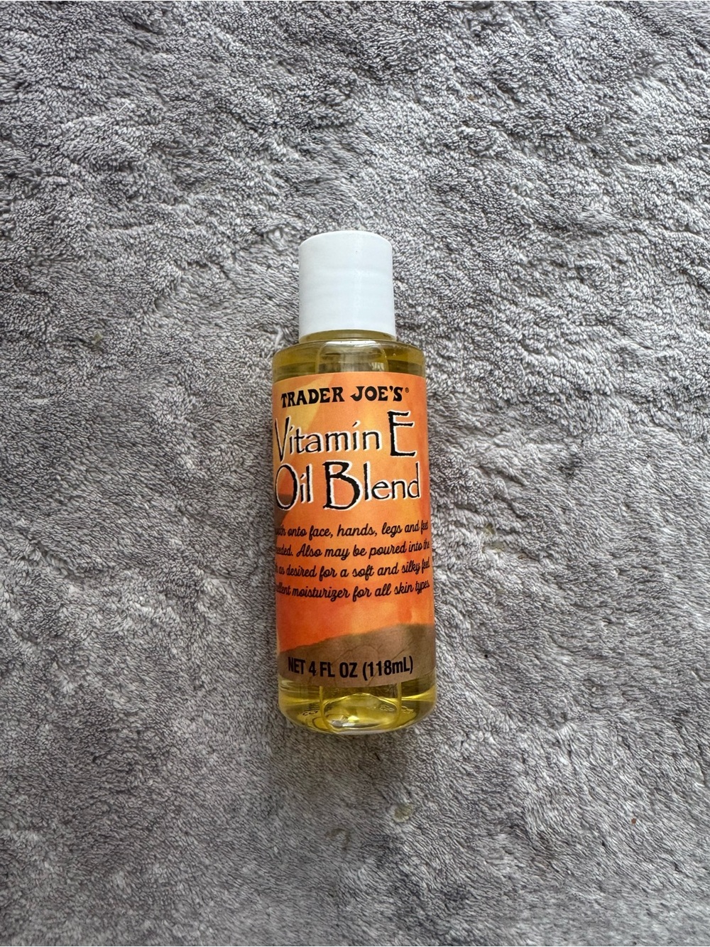 Trader Joe's Vitamin E Oil Blend - Yellow Bottle